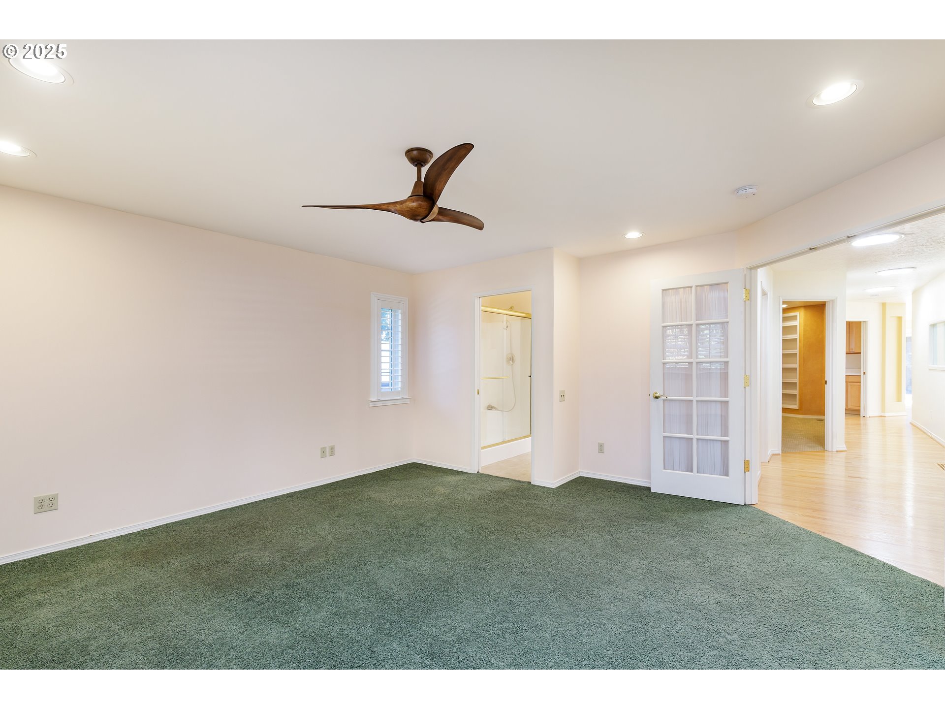 408 Ridgeway Road Lake Oswego, OR 97034 - Photo 23 of 39