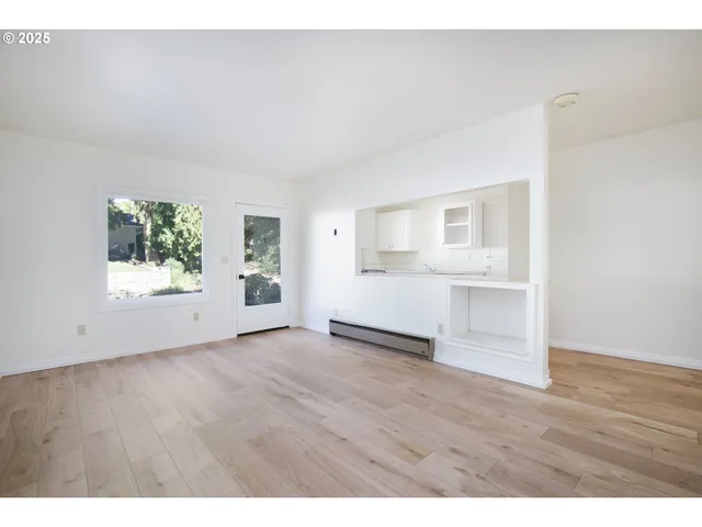 $2,300,000 | 408 Ridgeway Road, Lake Oswego, OR 97034