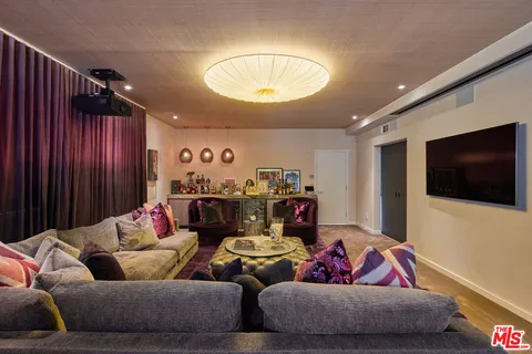 $7,695,000 | 33 26th Avenue, Venice, CA 90291