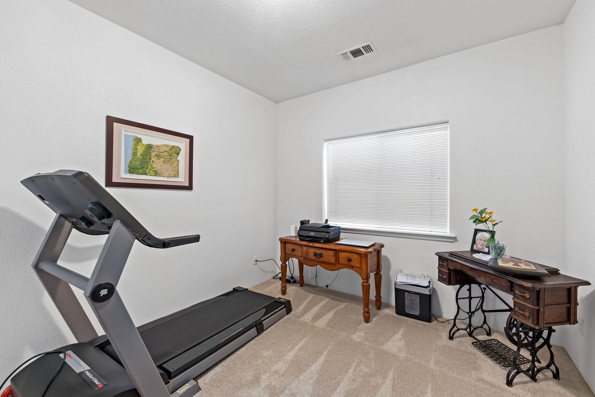 2338 Rabun Way Central Point, OR 97502 - Photo 20 of 39 079A4074