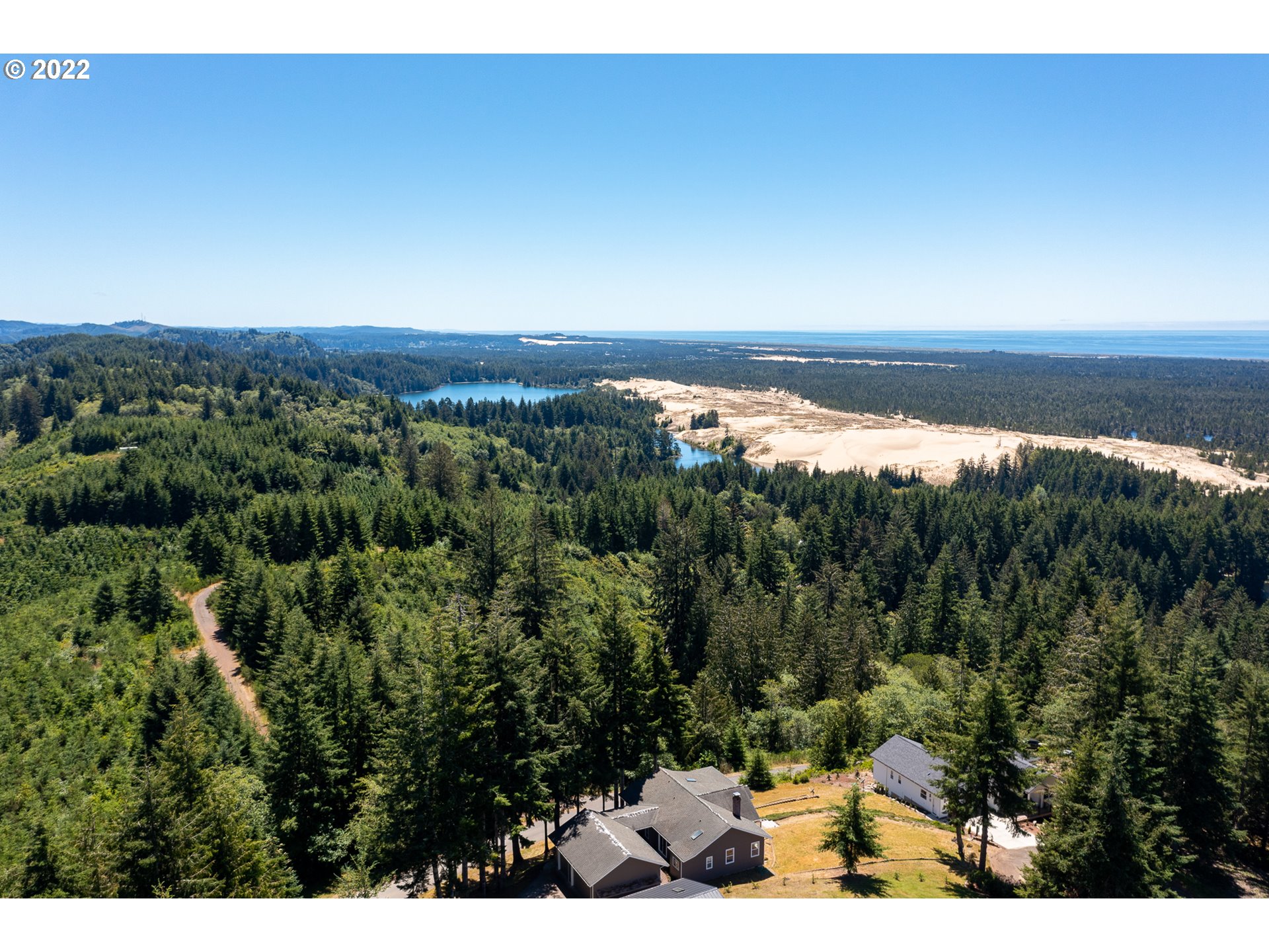 6146 View Road Florence, OR 97439 - Photo 8 of 31 Gallery Image 8