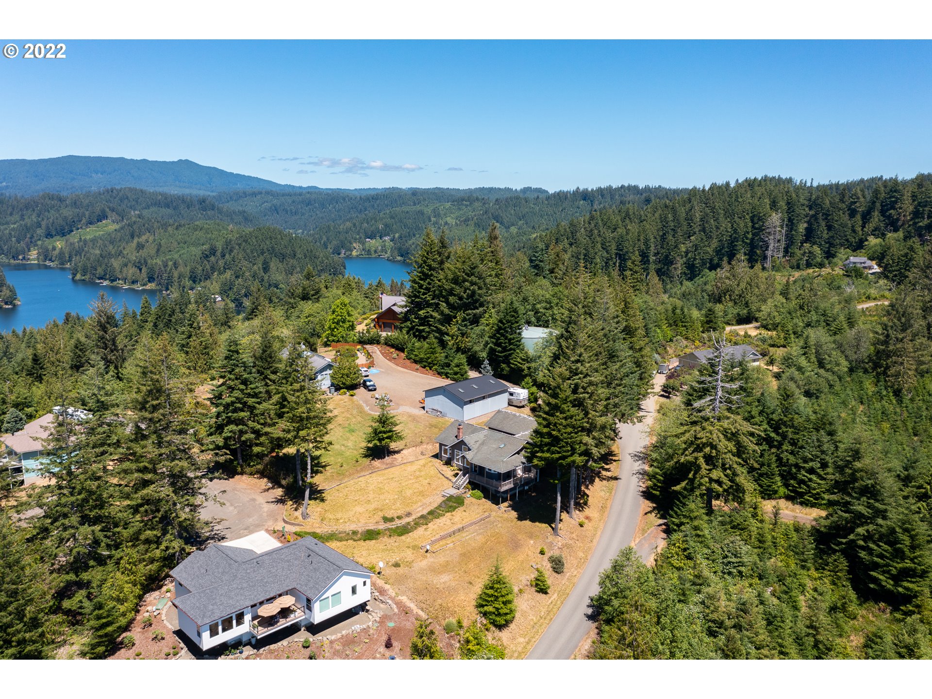 6146 View Road Florence, OR 97439 - Photo 9 of 31 Gallery Image 9