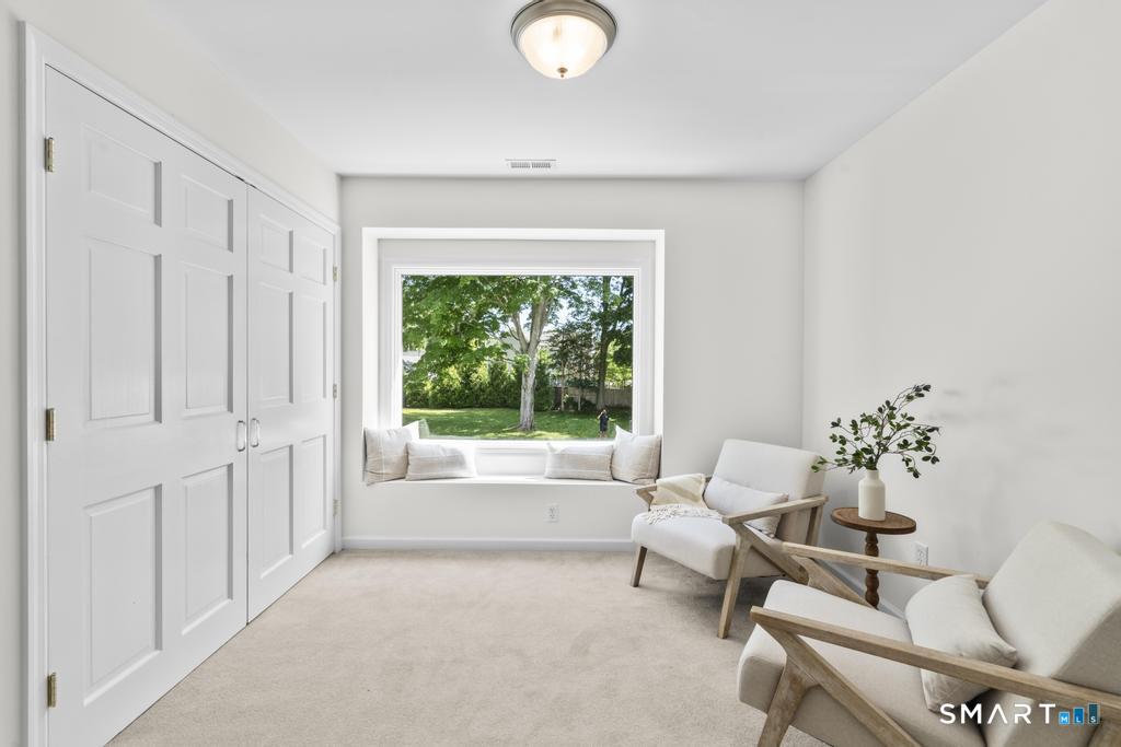 120 Saddleview Road Fairfield, CT 06825 - Photo 29 of 40 Read a book and enjoy the view while the laundry gets done.