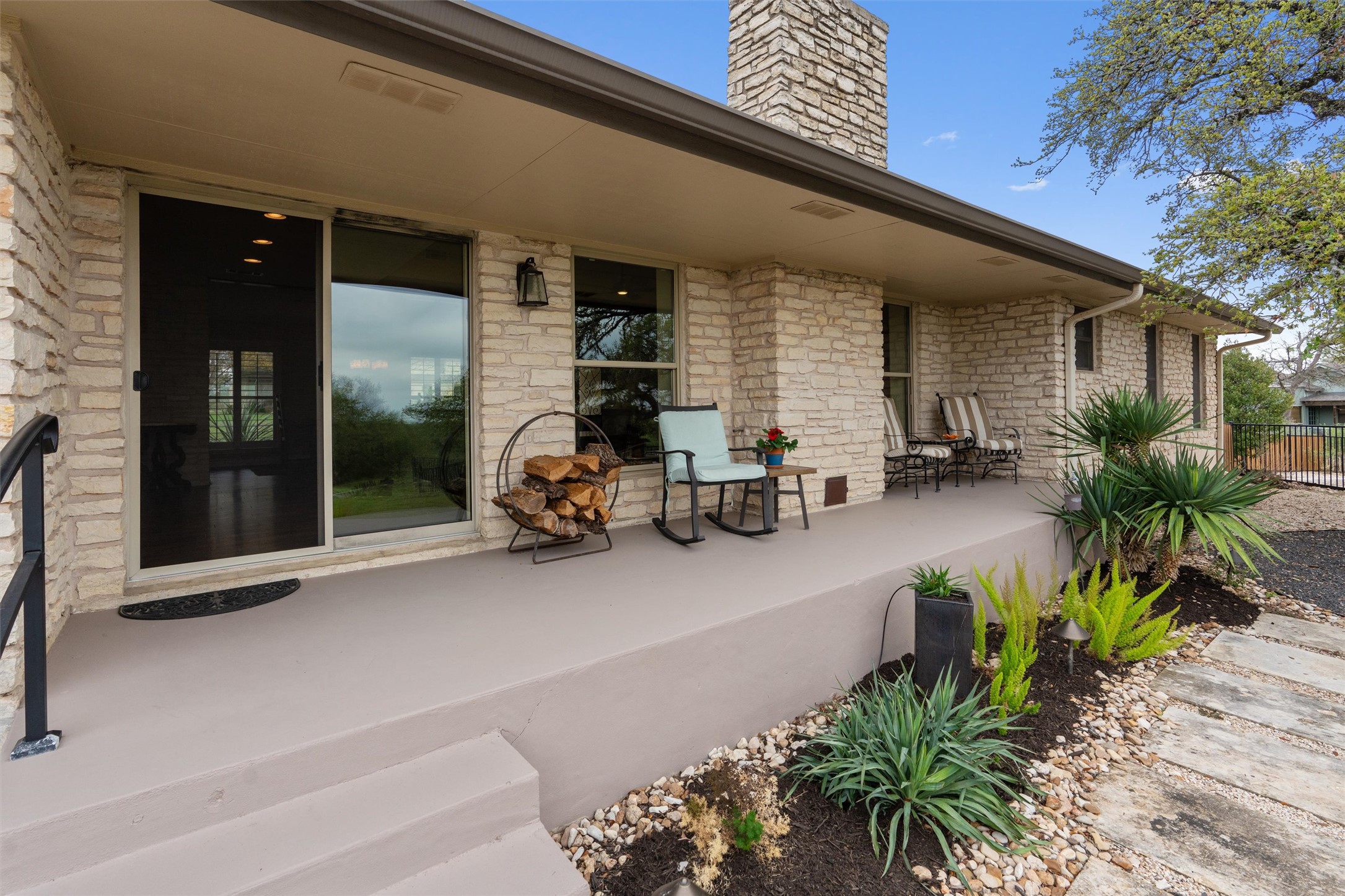 404 Skyline Road Georgetown, TX 78628 - Photo 11 of 40