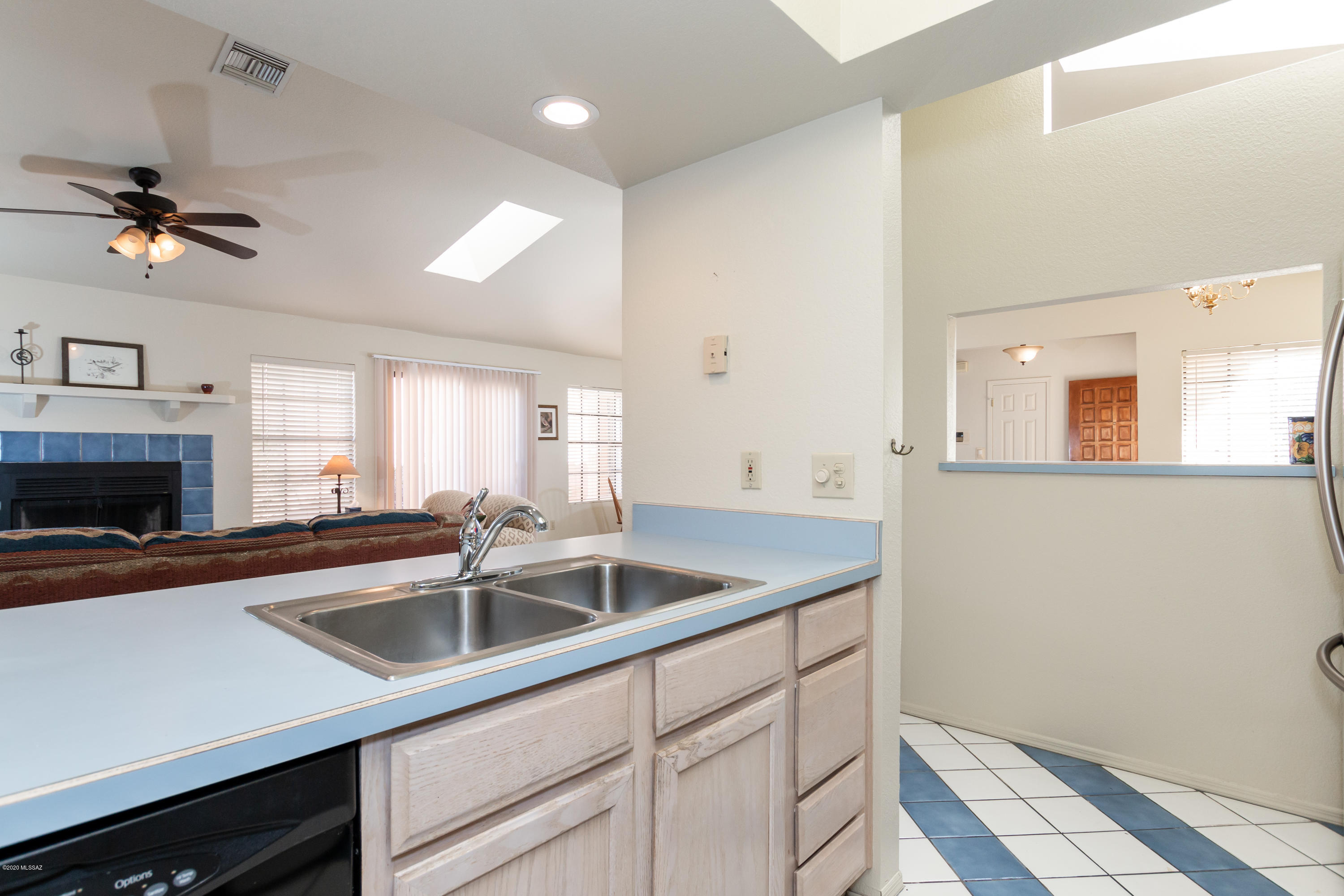 5271 North Mountain Terrace Road Tucson, AZ 85750 - Photo 10 of 38 Gallery Image 10