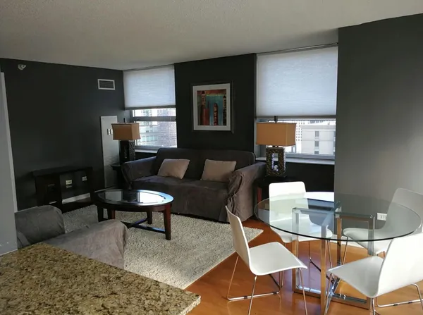 $4,000 | 545 North Dearborn Street, Unit 2707, Chicago, IL 60654