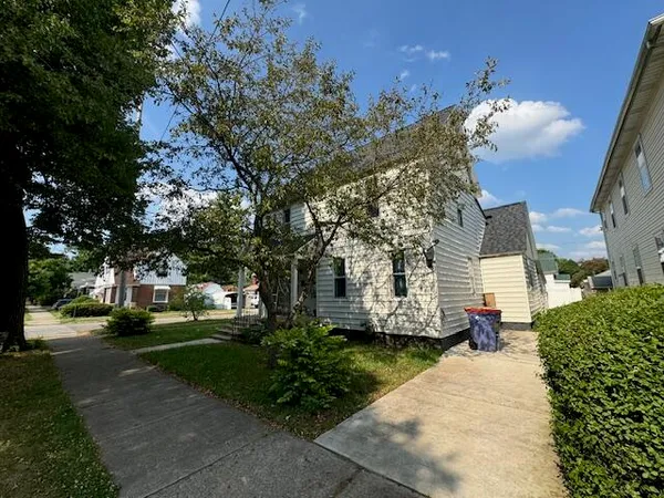 $269,900 | 1450 Hamilton Avenue Northwest, Grand Rapids, MI 49504