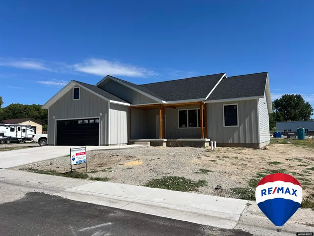 $465,000 | 3716 Tam-O-Shanter Drive, Riverton, WY 82501