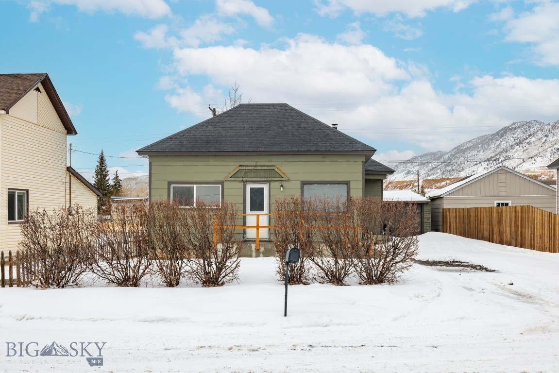 2917 Locust Street Butte, MT 59701 - Photo 1 of 1 Gallery Image 1