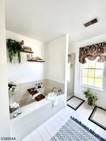 $395,000 | 701 Brandywine Way, Stewartsville, NJ 08886