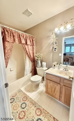 $395,000 | 701 Brandywine Way, Stewartsville, NJ 08886