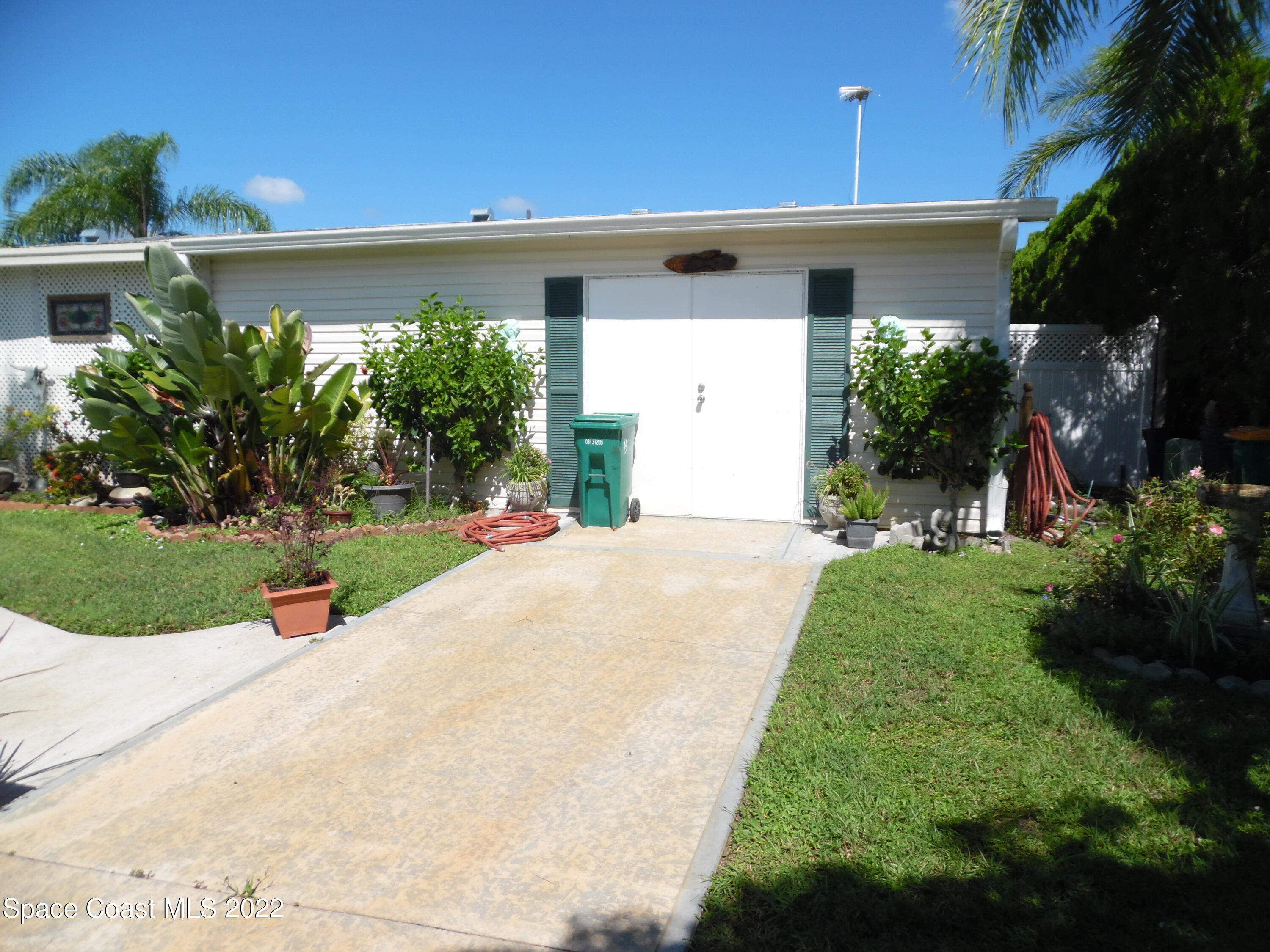 7685 Chasta Road Micco, FL 32976 - Photo 10 of 56 SAM_3401