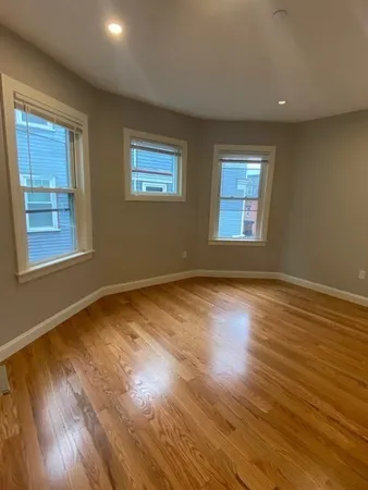 $4,800 | 101 Pleasant Street, Unit 3, Boston, MA 02125