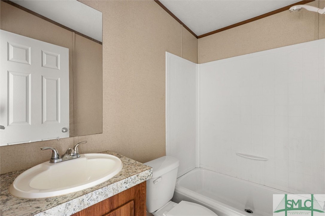108 Mary Todd Road Hinesville, GA 31313 - Photo 21 of 36 Bathroom 2