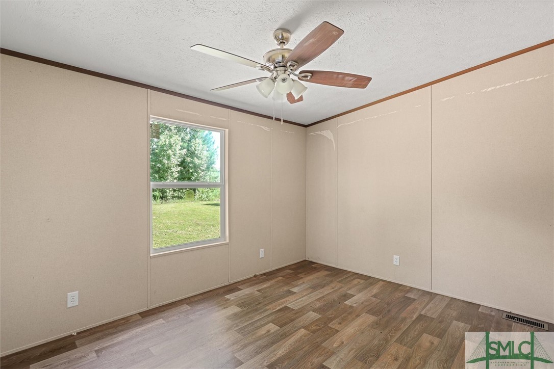 108 Mary Todd Road Hinesville, GA 31313 - Photo 23 of 36 Bedroom 2