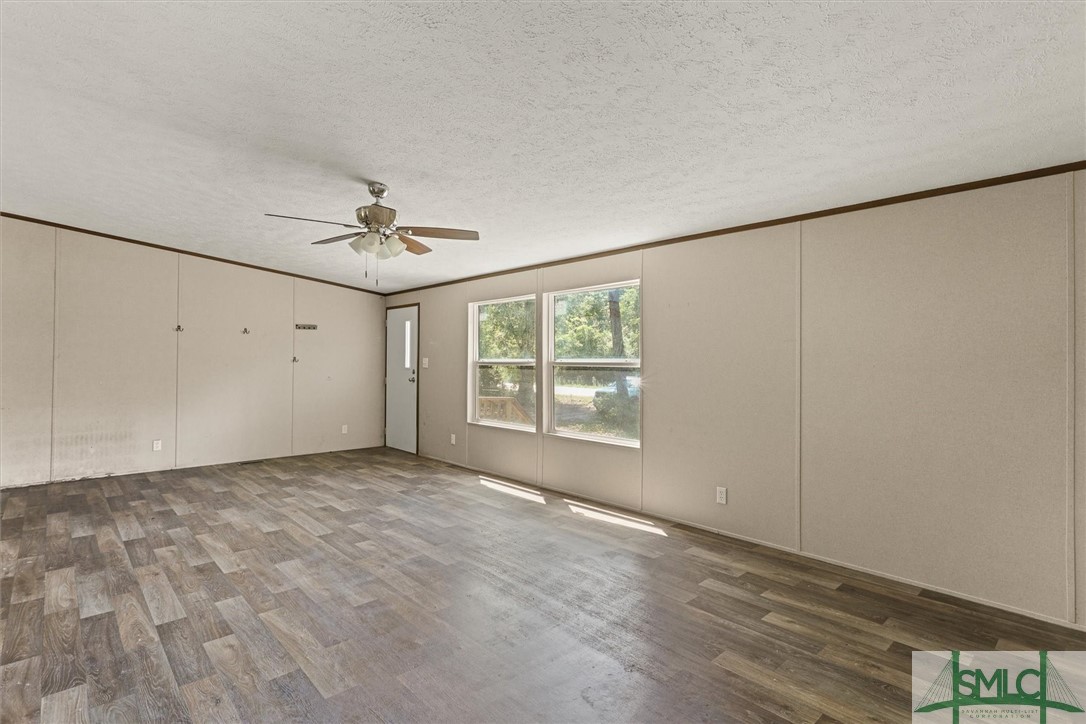 108 Mary Todd Road Hinesville, GA 31313 - Photo 8 of 36 Living Room 1.1