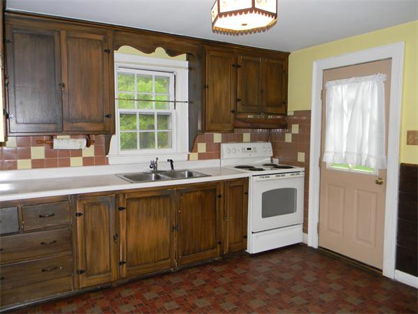 360 Chapman Street Canton, MA 02021 - Photo 3 of 9 Gallery Image 3