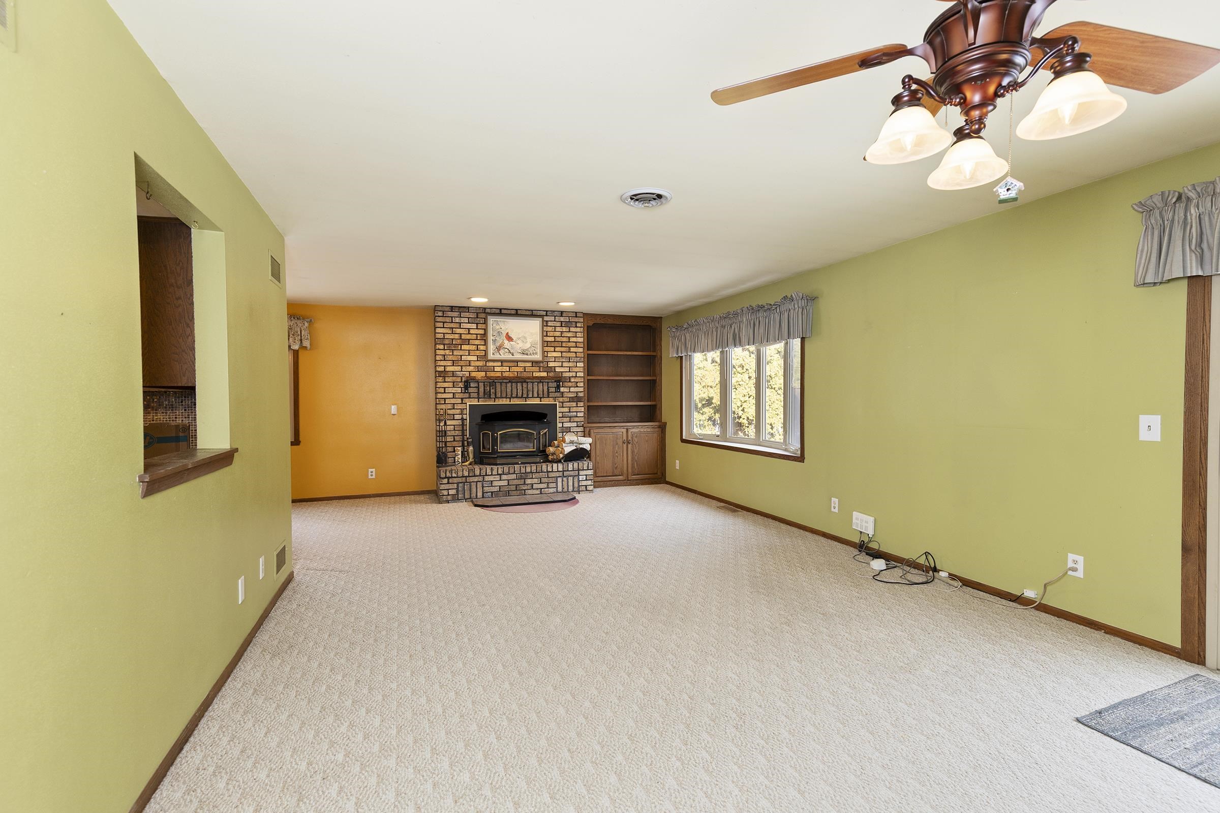 1018 Monroe Street Fort Atkinson, WI 53538 - Photo 12 of 49