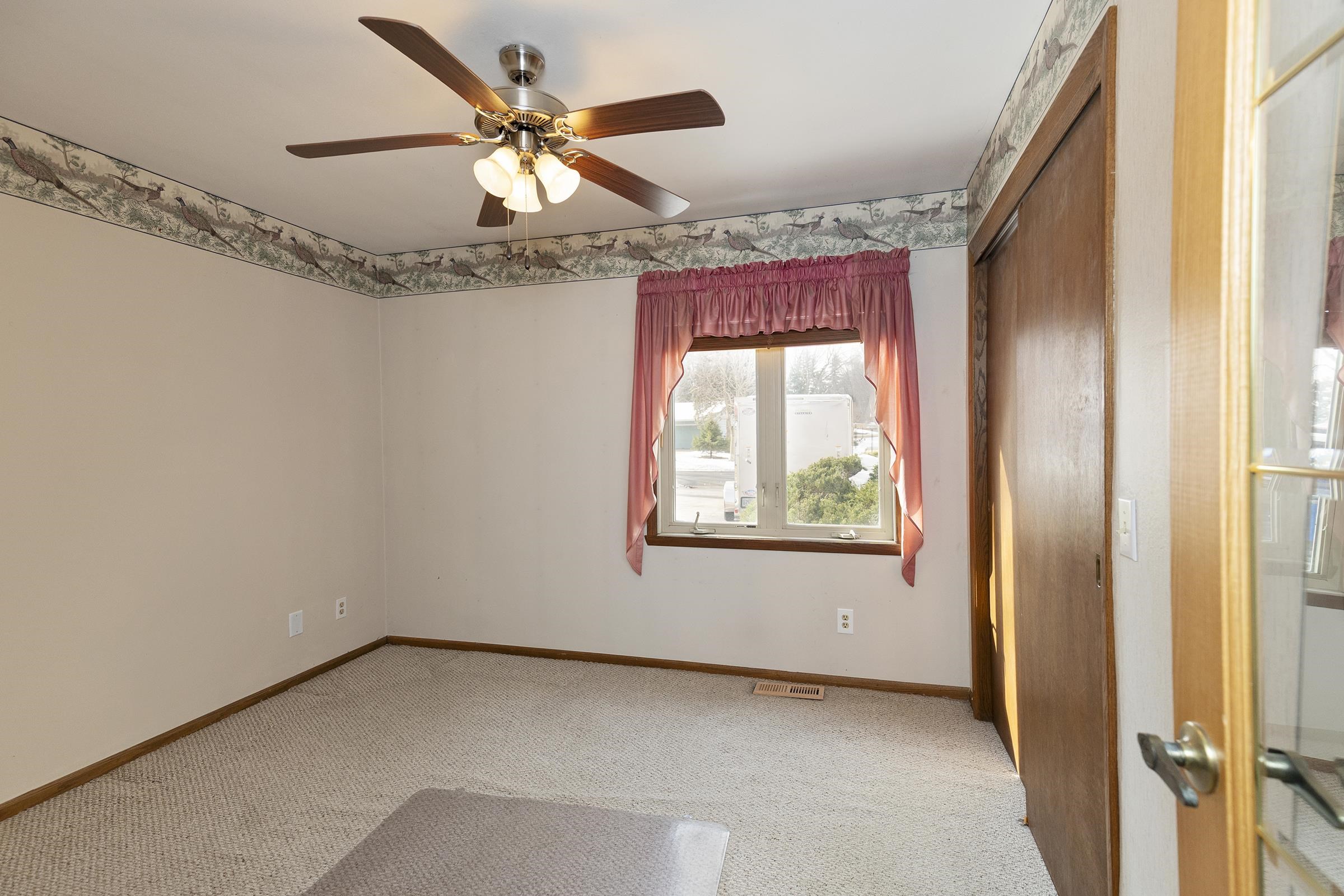 1018 Monroe Street Fort Atkinson, WI 53538 - Photo 23 of 49