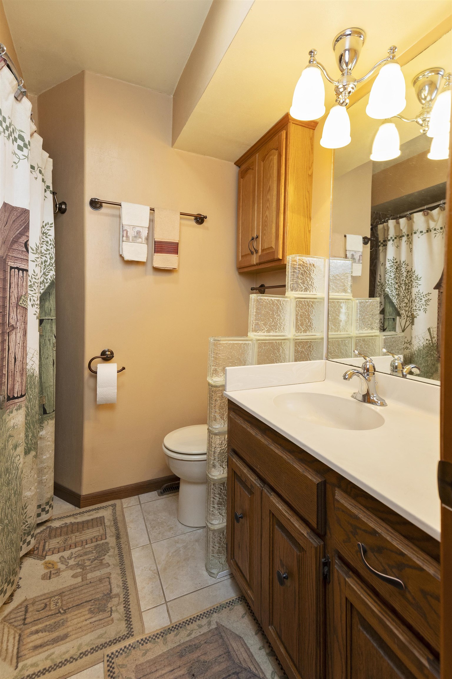 1018 Monroe Street Fort Atkinson, WI 53538 - Photo 25 of 49