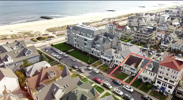 $3,400 | 10 Seaview Avenue, Unit 2, Ocean Grove, NJ 07756