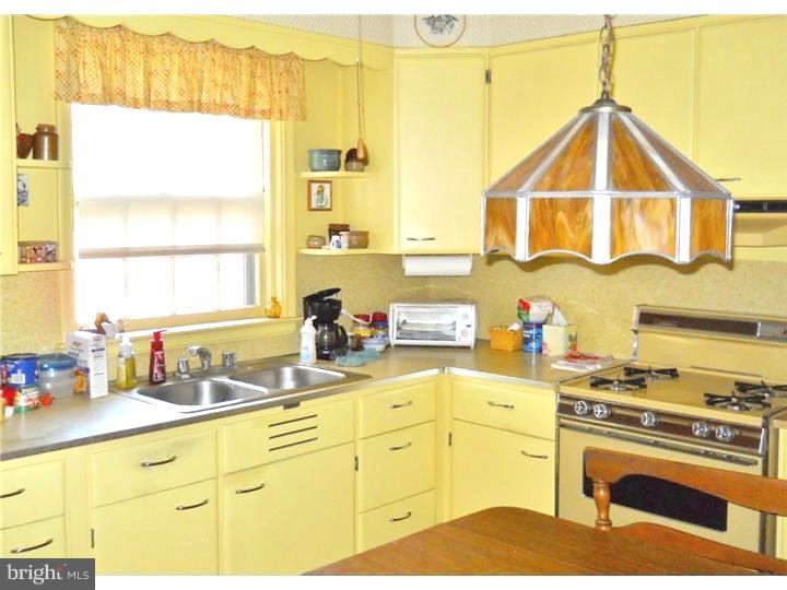 709 State Street Shillington, PA 19607 - Photo 3 of 13 Kitchen