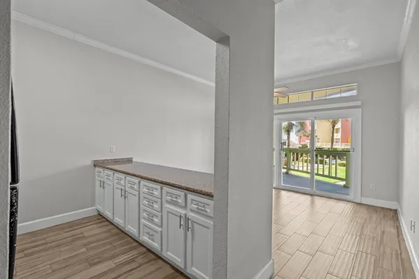 $1,199 | 7820 Seawall Boulevard, Unit 308, Galveston, TX 77551