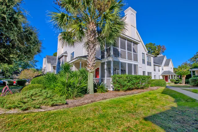 $435,000 | 348 Sandpiper Drive, Unit G, Mount Pleasant, SC 29464