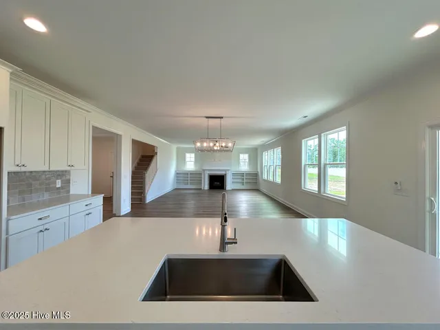 $500,000 | 504 Yellow Birch Way, Hubert, NC 28539