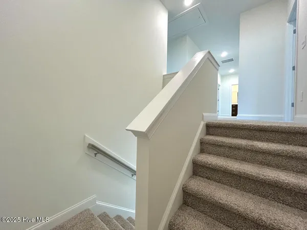 $480,000 | 504 Yellow Birch Way, Hubert, NC 28539