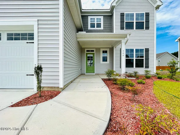 $480,000 | 504 Yellow Birch Way, Hubert, NC 28539