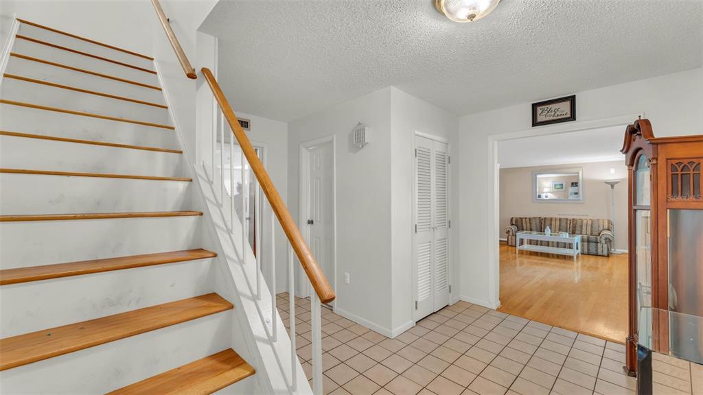 1910 Clubhouse Road Lakeland, FL 33813 - Photo 18 of 62 Gallery Image 18