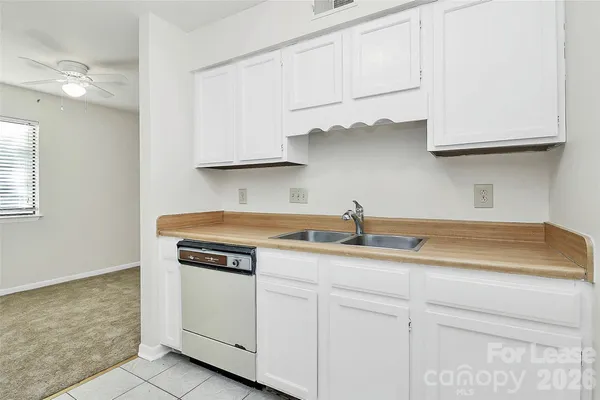 $1,120 | 6121 Heathstone Lane, Unit B, Charlotte, NC 28210