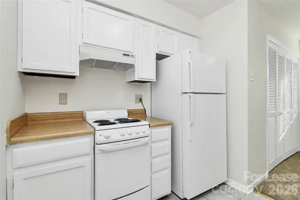 $1,120 | 6121 Heathstone Lane, Unit B, Charlotte, NC 28210