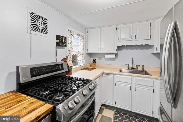 $381,500 | 416 Cedar Street, Jenkintown, PA 19046
