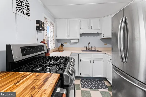 $381,500 | 416 Cedar Street, Jenkintown, PA 19046