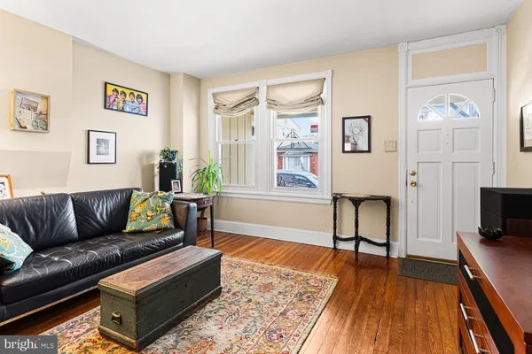 $381,500 | 416 Cedar Street, Jenkintown, PA 19046