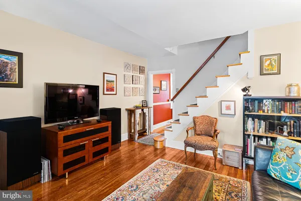$381,500 | 416 Cedar Street, Jenkintown, PA 19046