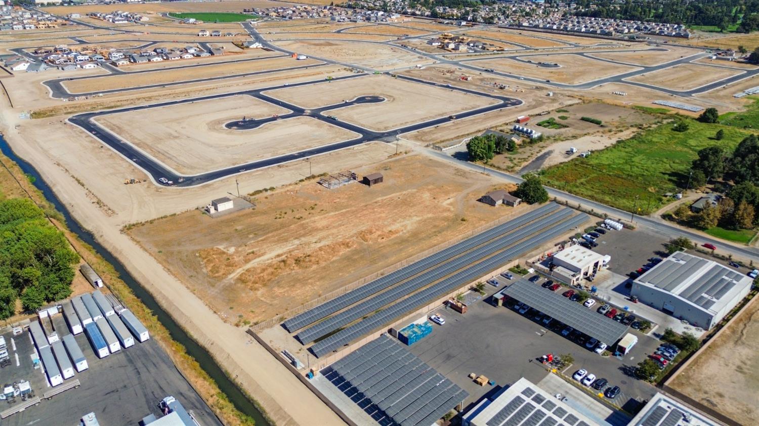 259 Swanson Road Manteca, CA 95337 - Photo 5 of 27