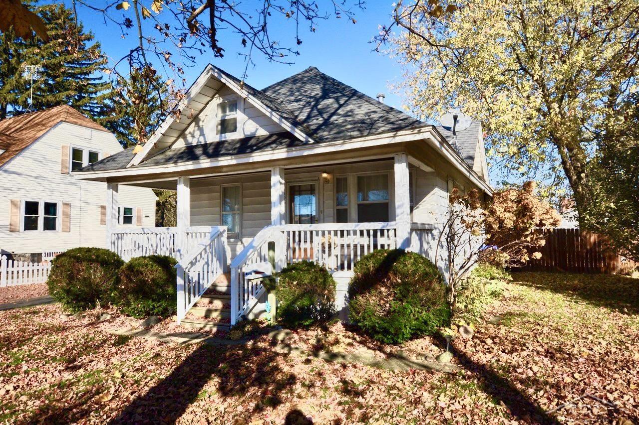 406 Tittabawassee Road Zilwaukee, MI 48604 - Photo 1 of 17