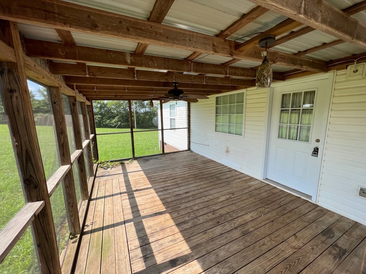 1058 Halls Mill Road Unionville, TN 37180 - Photo 21 of 32 a view of empty room
