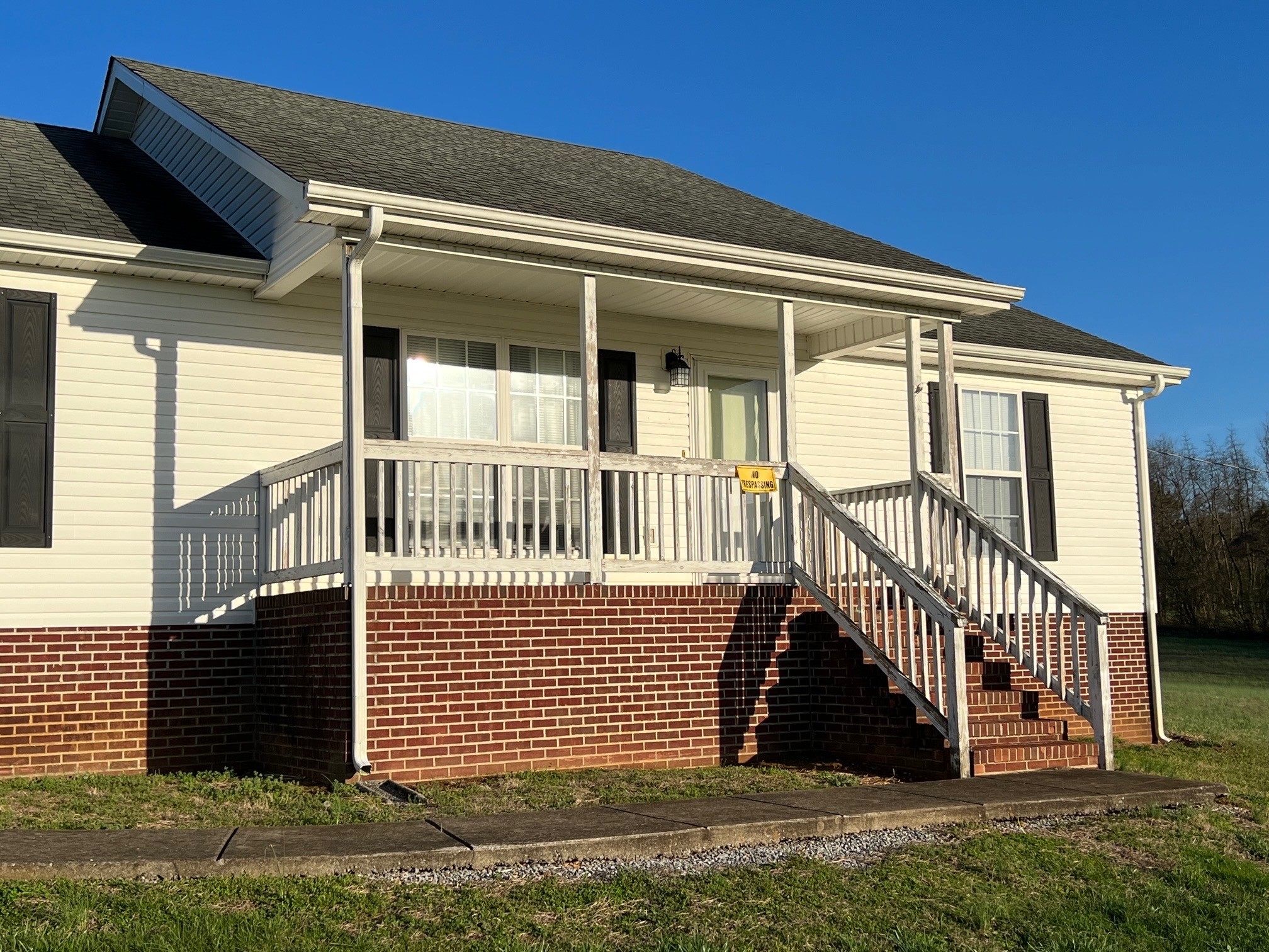 1058 Halls Mill Road Unionville, TN 37180 - Photo 7 of 32 front view of a house with a porch