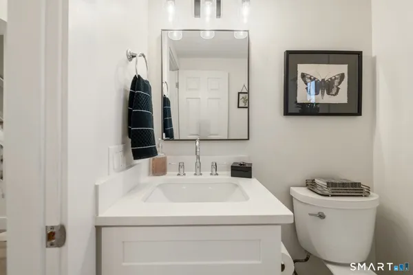 $879,900 | 2 Old Town Highway, Unit 12, East Haven, CT 06512