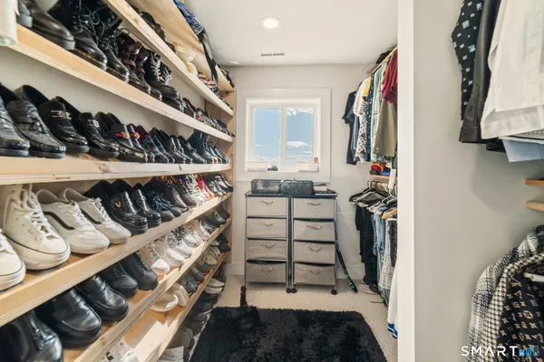 $879,900 | 2 Old Town Highway, Unit 12, East Haven, CT 06512