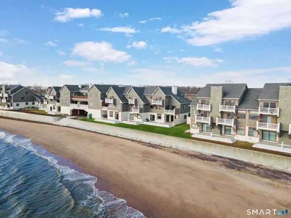 $879,900 | 2 Old Town Highway, Unit 12, East Haven, CT 06512