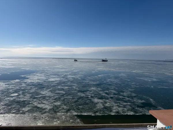 $879,900 | 2 Old Town Highway, Unit 12, East Haven, CT 06512