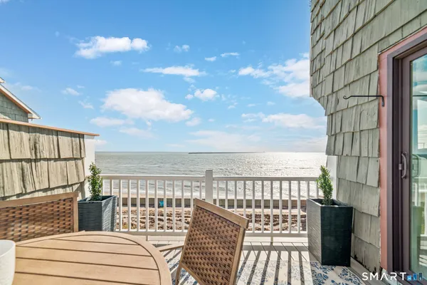 $879,900 | 2 Old Town Highway, Unit 12, East Haven, CT 06512