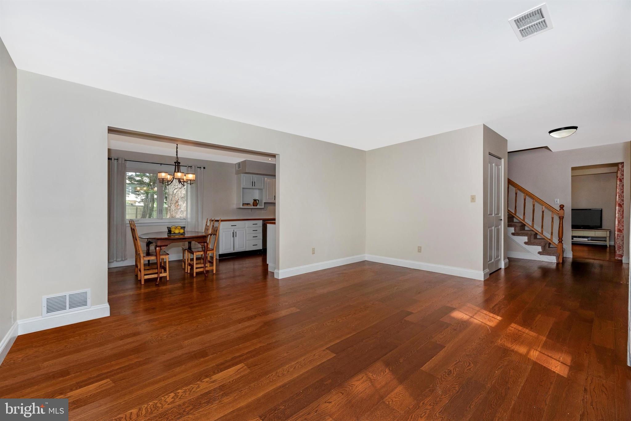 17405 Chiswell Road Poolesville, MD 20837 - Photo 17 of 63