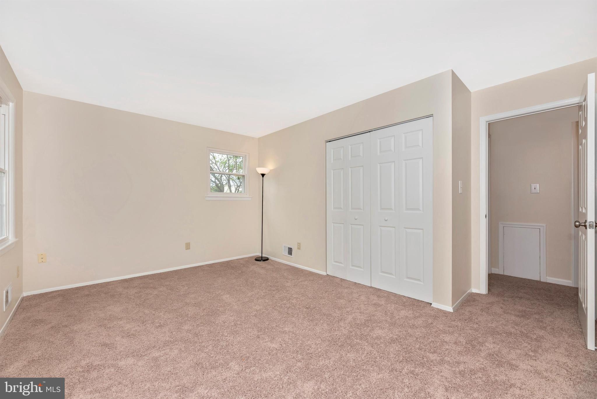 17405 Chiswell Road Poolesville, MD 20837 - Photo 38 of 63 Bedroom #3 with double closet!