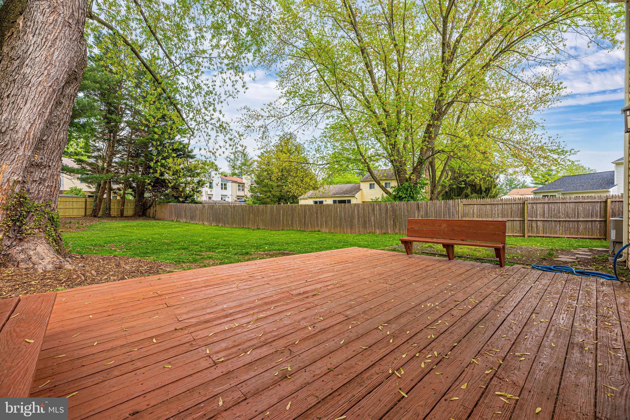 17405 Chiswell Road Poolesville, MD 20837 - Photo 42 of 63 Ground Level Decking with Seating